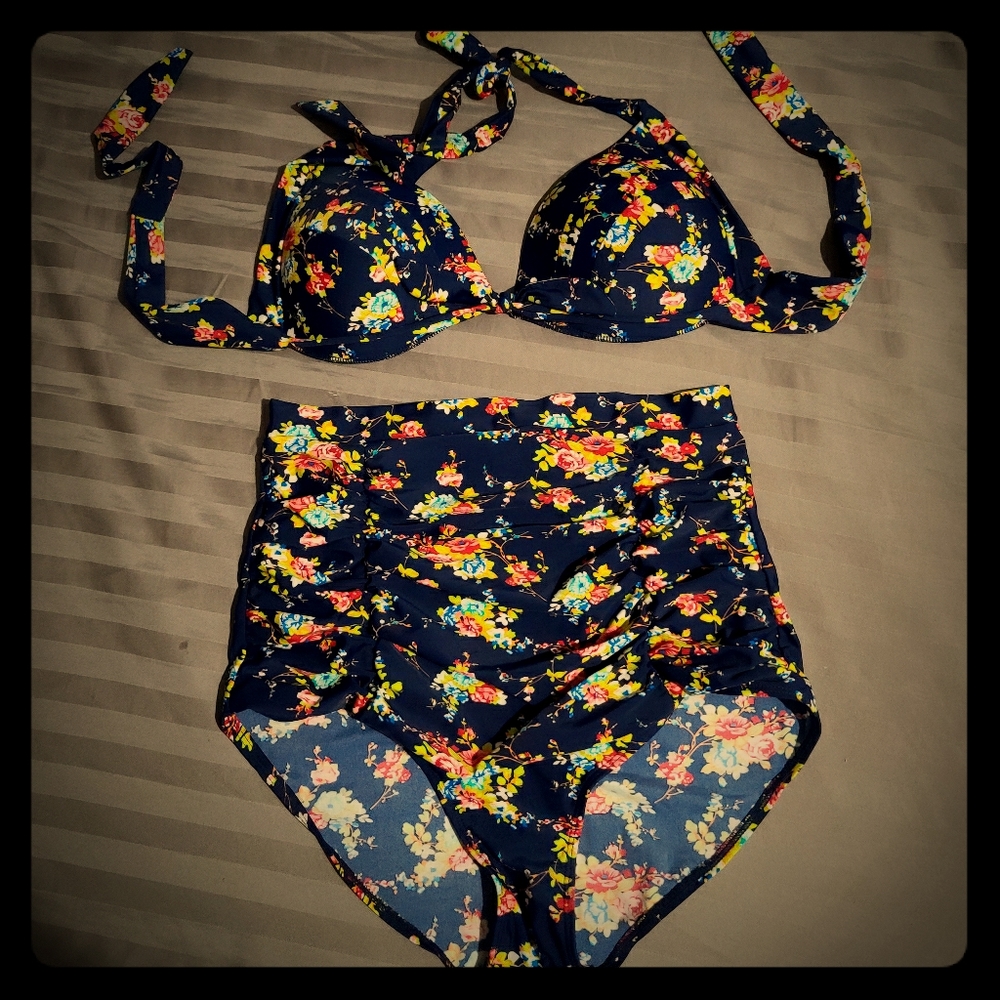 Cute floral two piece swimsuit